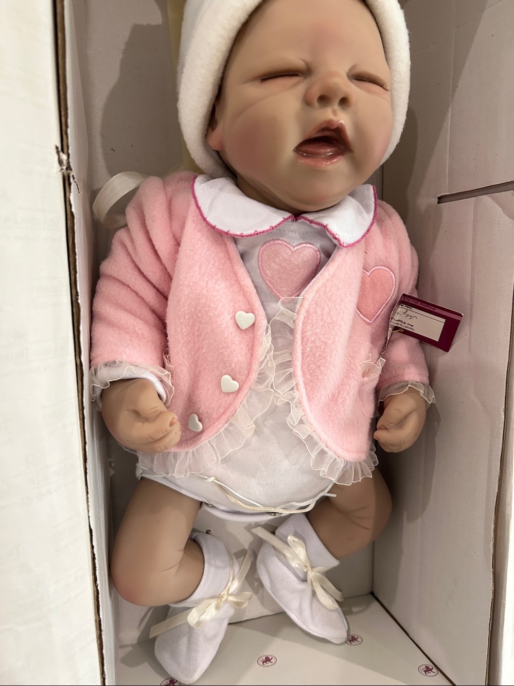 Ashton-Drake Galleries “Sarah” – So Truly Real Baby Doll - Picture 9 of 14